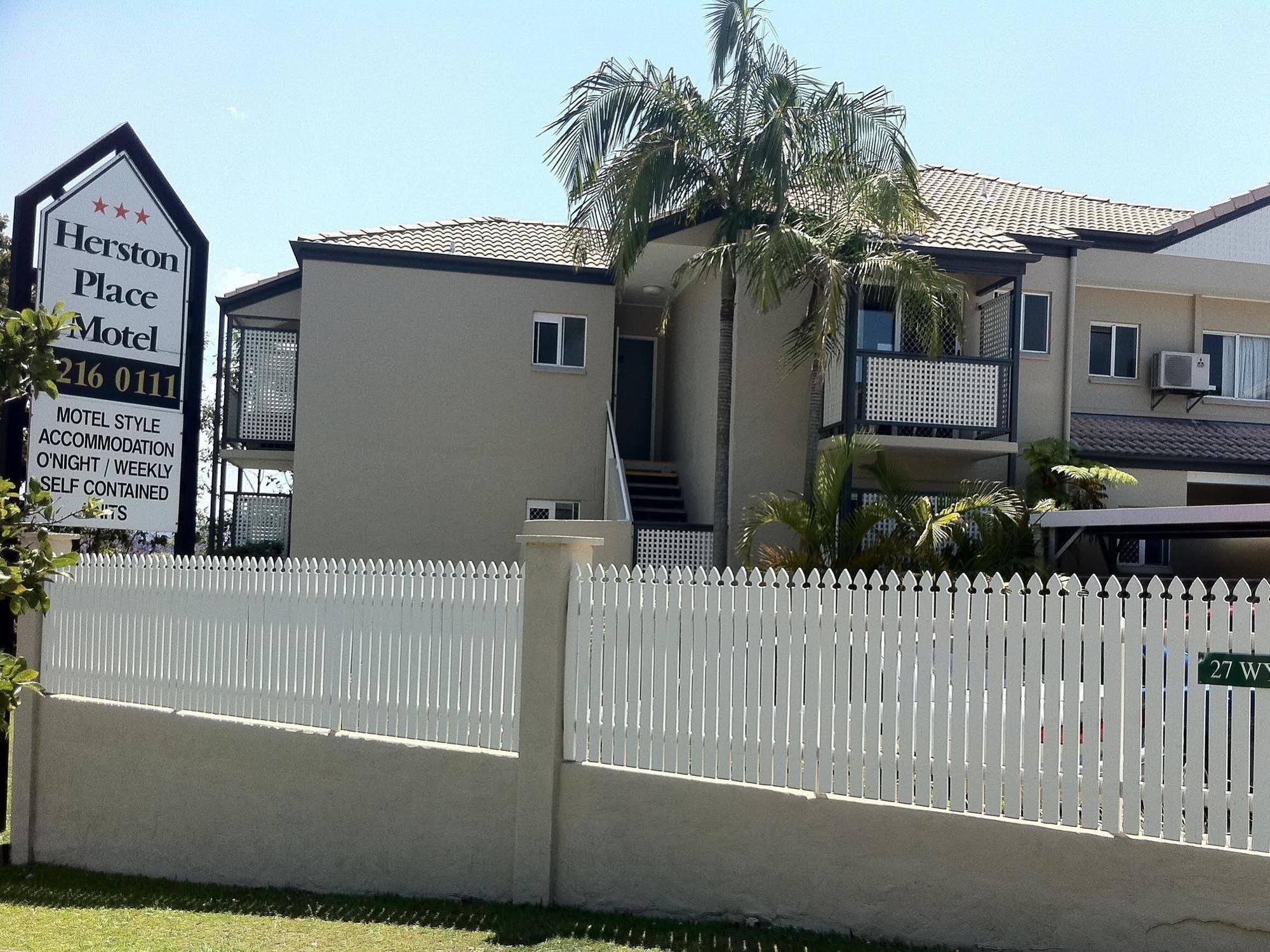 Herston Place Motel Brisbane Exterior foto